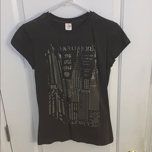 CHIC GRAY CHILD’S NEW YORK SHIRT!
